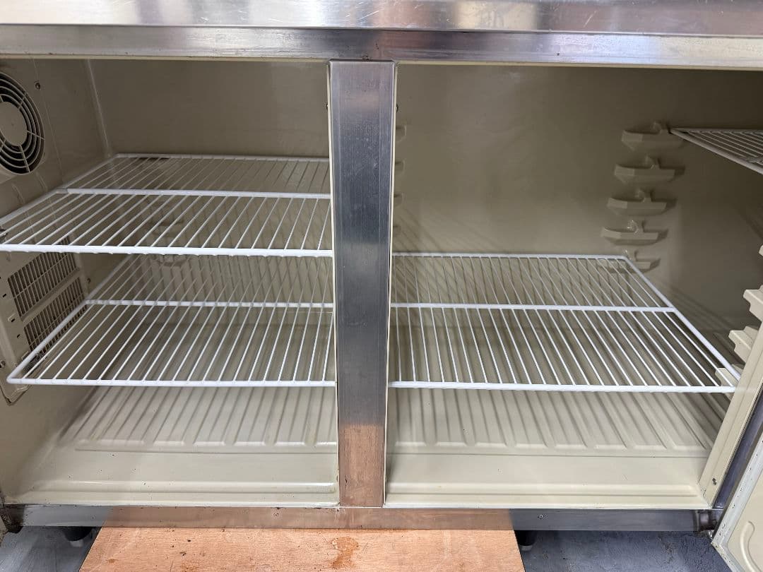 送料込み　美品　ホシザキ テーブル形冷蔵庫 RT-180PNE　コールドテーブル