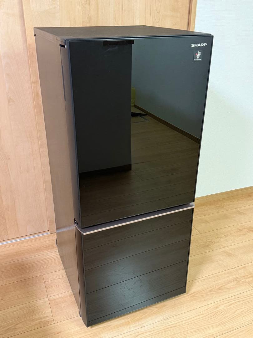 【送料込み】SHARP ブラック冷蔵庫 SJ-GD14E-B
