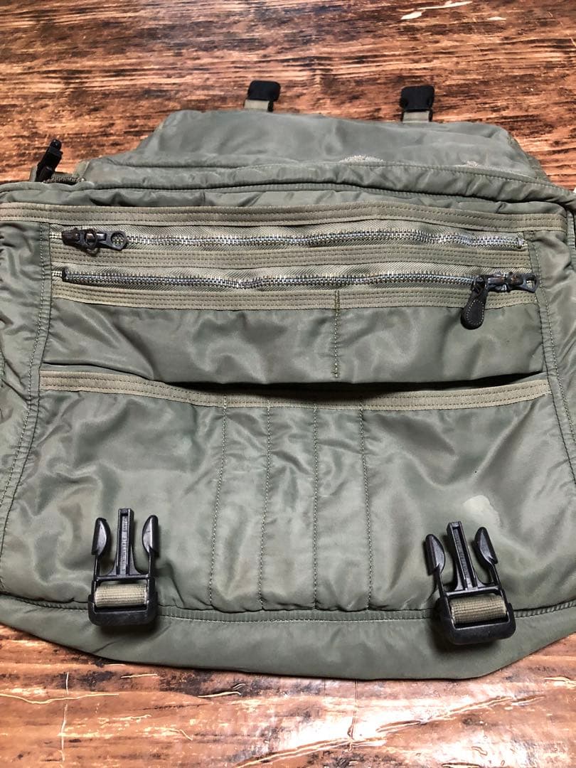 ハーベストレーベル　ミリタリーショルダーバック　ma-1