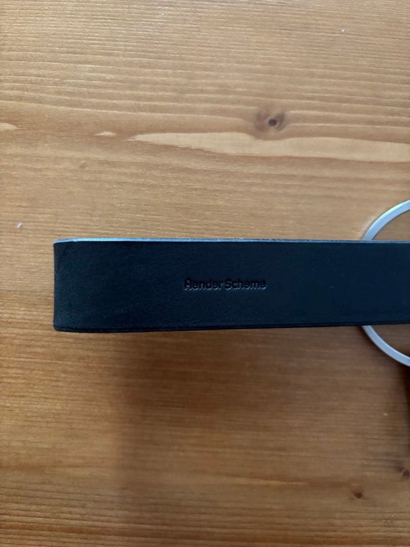 【未使用・美品・タグ付き】ブラックレザーキーホルダー エンダースキーマ