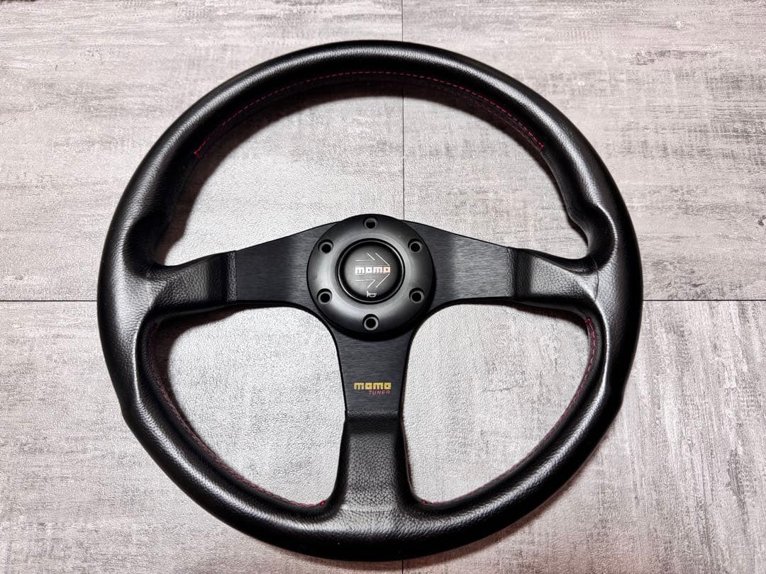 momo ステアリング TUNER 35φ