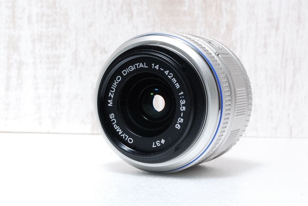 ❤️軽量ボティ❤️純正本体カバー付❤️取説付属❤️ OLYMPUS E-PL10