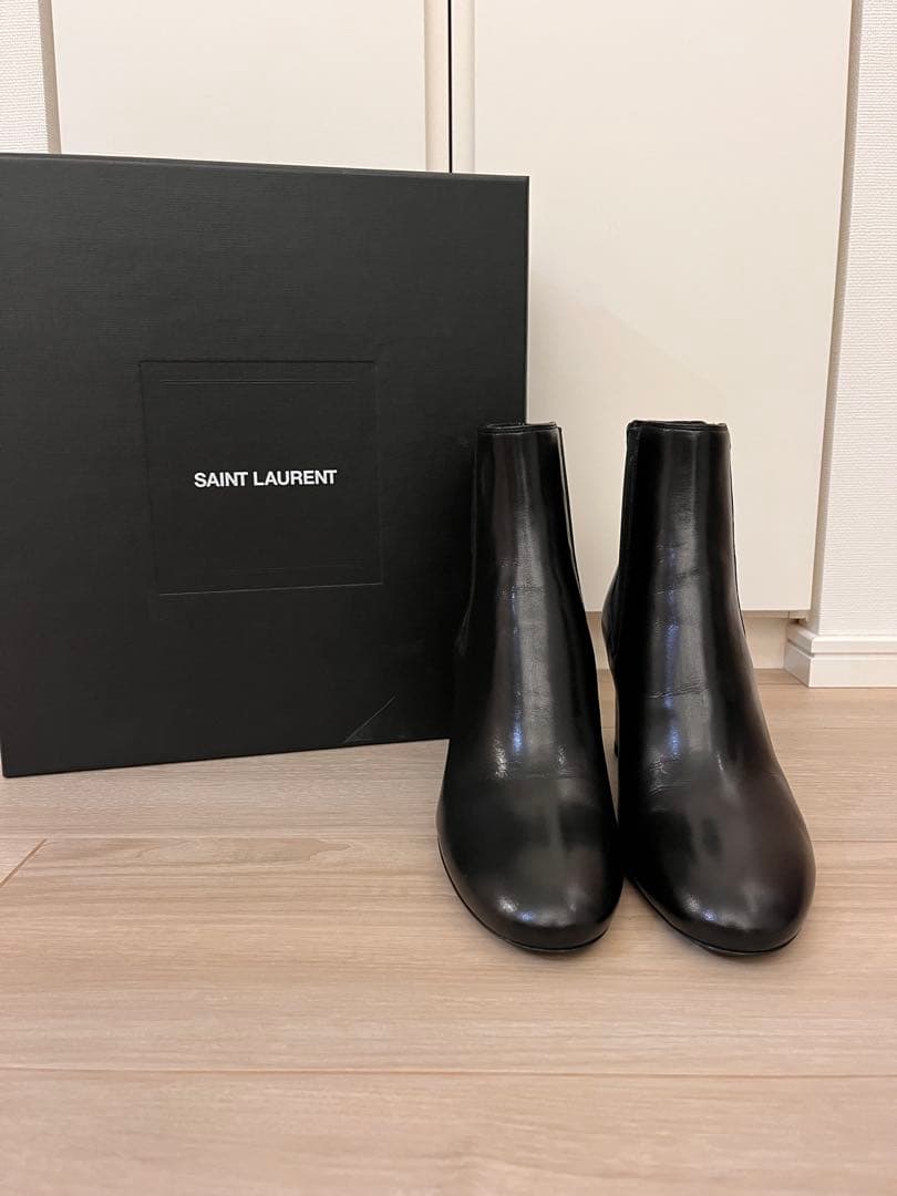SAINT LAURENT ブラック サイドゴアブーツ