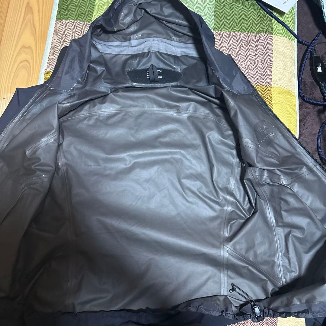 n*様 アークテリクス ZETA SLジャケット 廃盤レア