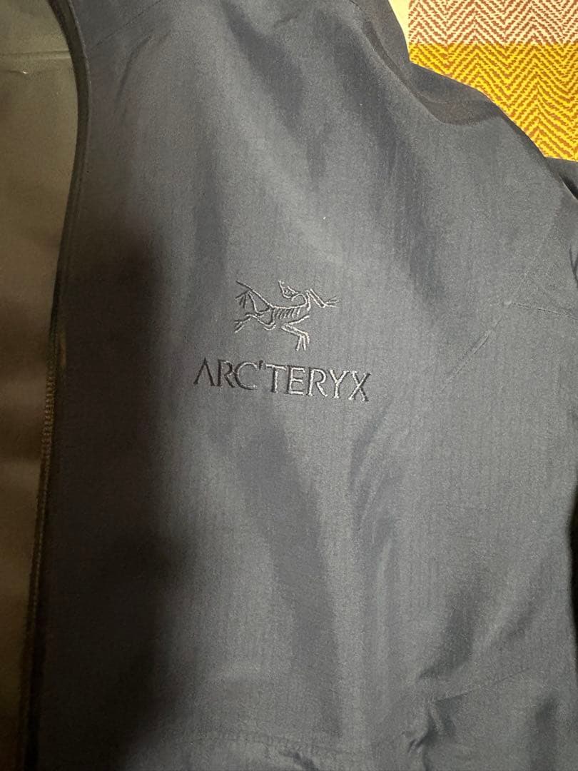 n*様 アークテリクス ZETA SLジャケット 廃盤レア