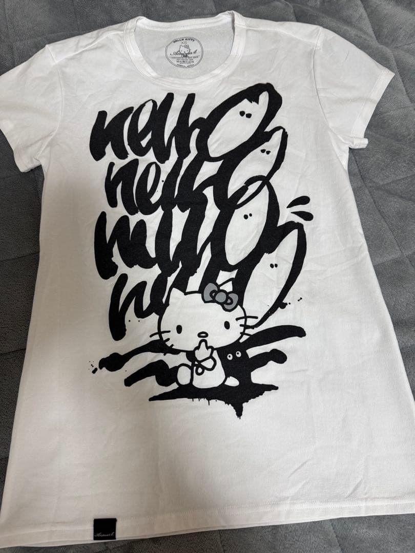answer4 HelloHelloHelloHelloKitty Tシャツ