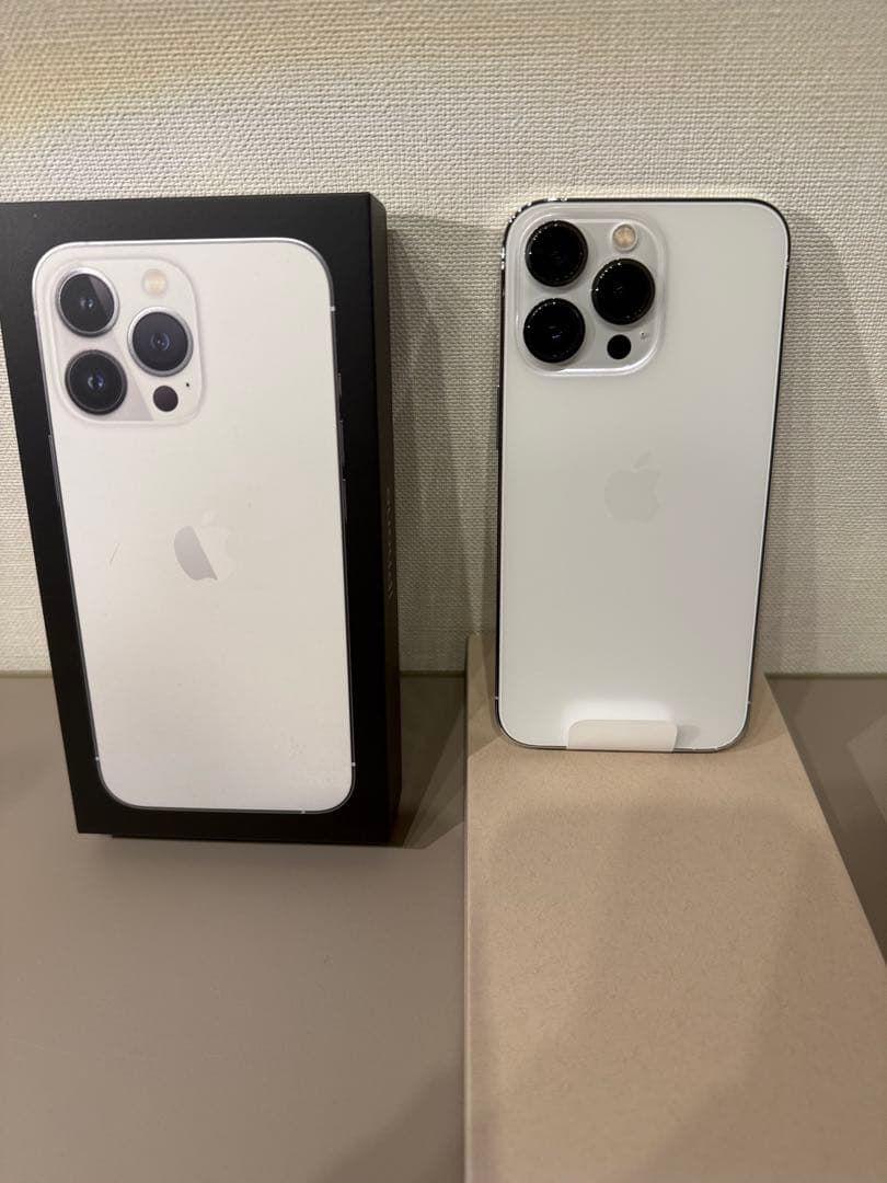 iPhone 13 Pro AppleCareバッテリー交換後未使用品