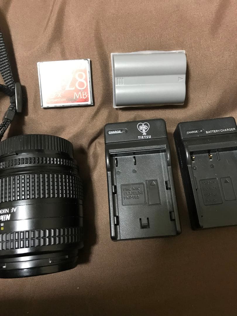 Nikon D70 デジタル一眼レフカメラ