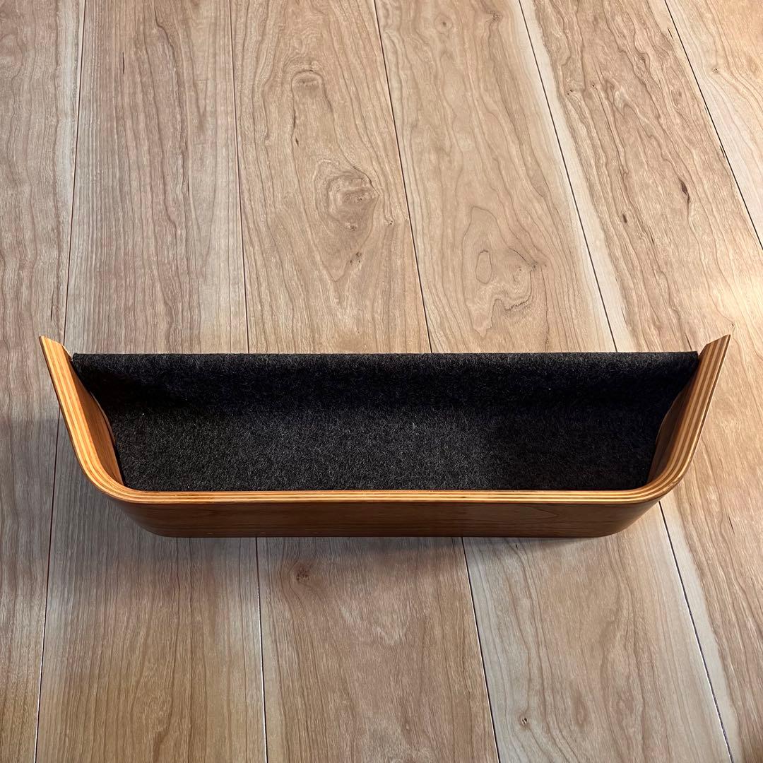 GROVEMADE (Wood Catch-All) 壁掛け収納（鍵フック付き）