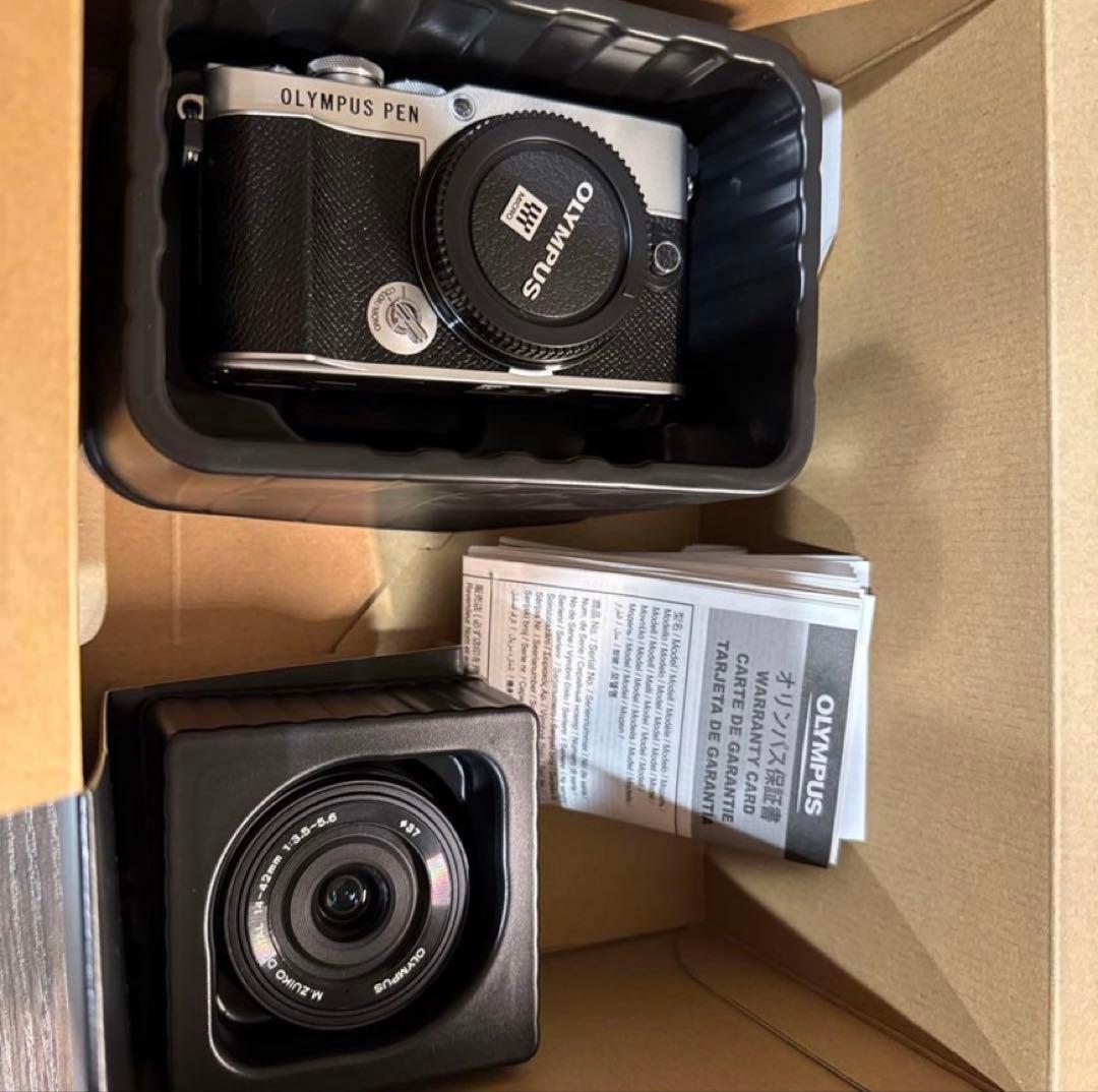 オリンパス　PEN E-P7