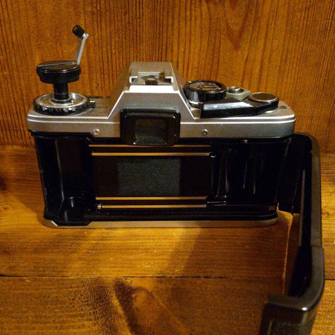 OLYMPUS OM10 （マニュアルアダプター付き） + 50mm f1.4