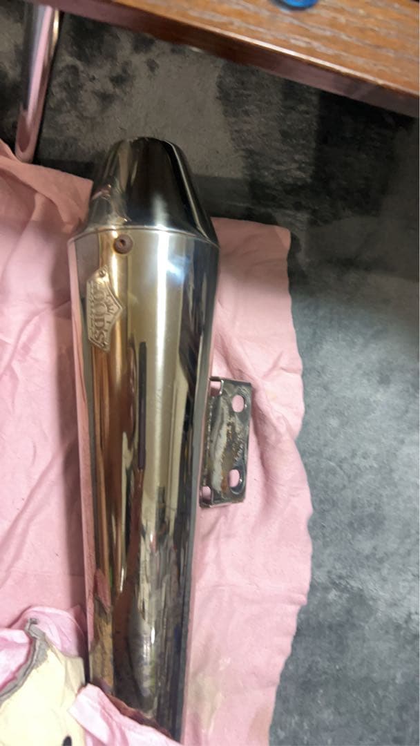 GOODSのテーパードコーン スリップオンマフラーsr400