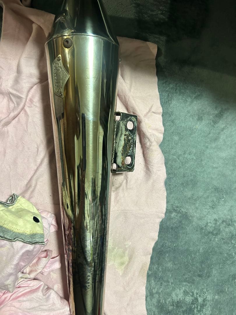 GOODSのテーパードコーン スリップオンマフラーsr400