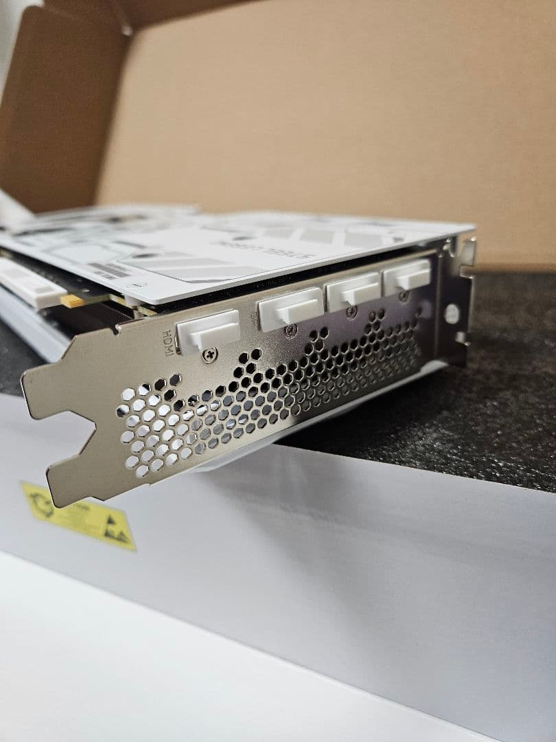 ASRock Steel Legend intel Arc B580 OC版