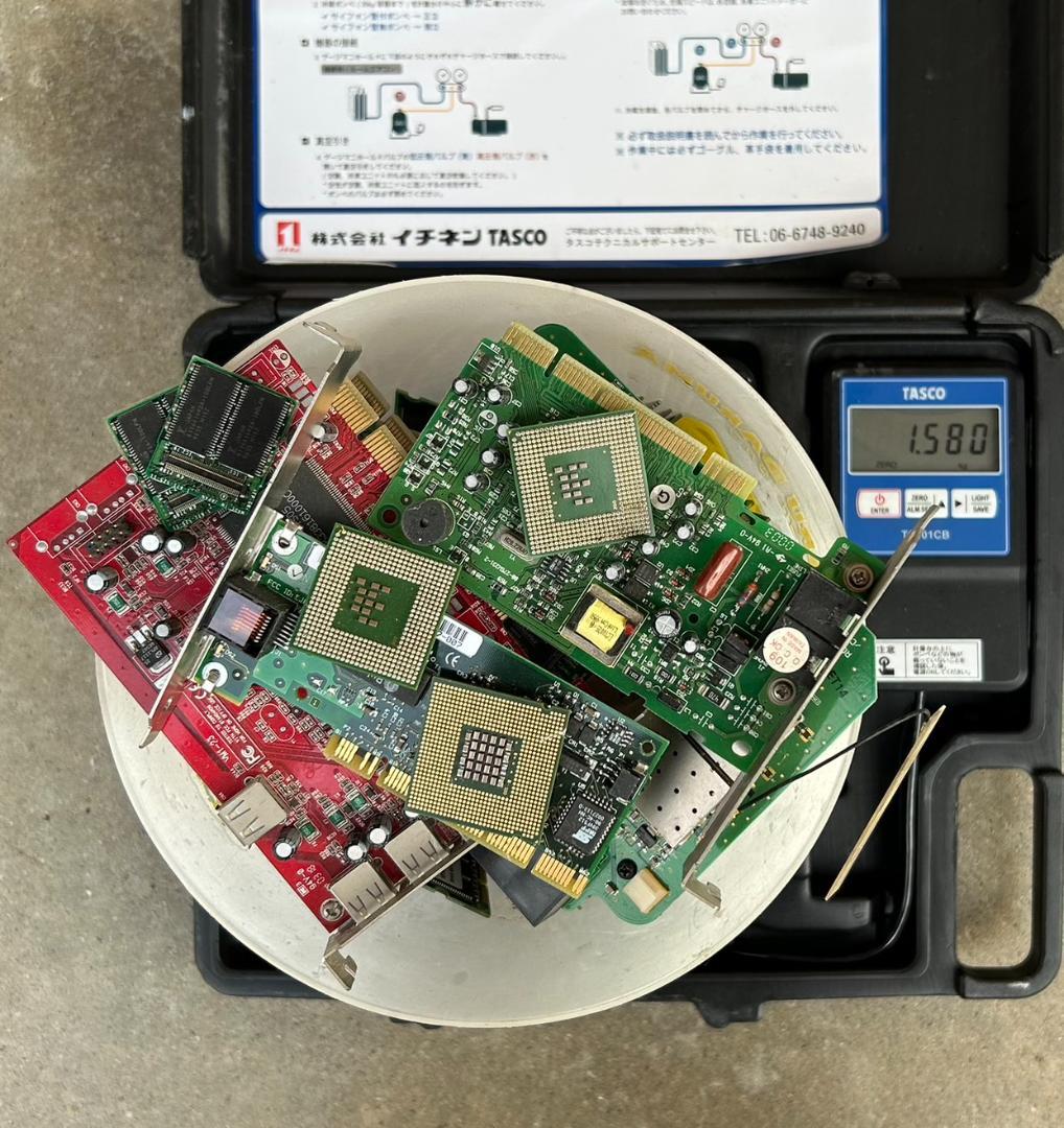 ジャンク　PCパーツ　メモリなど