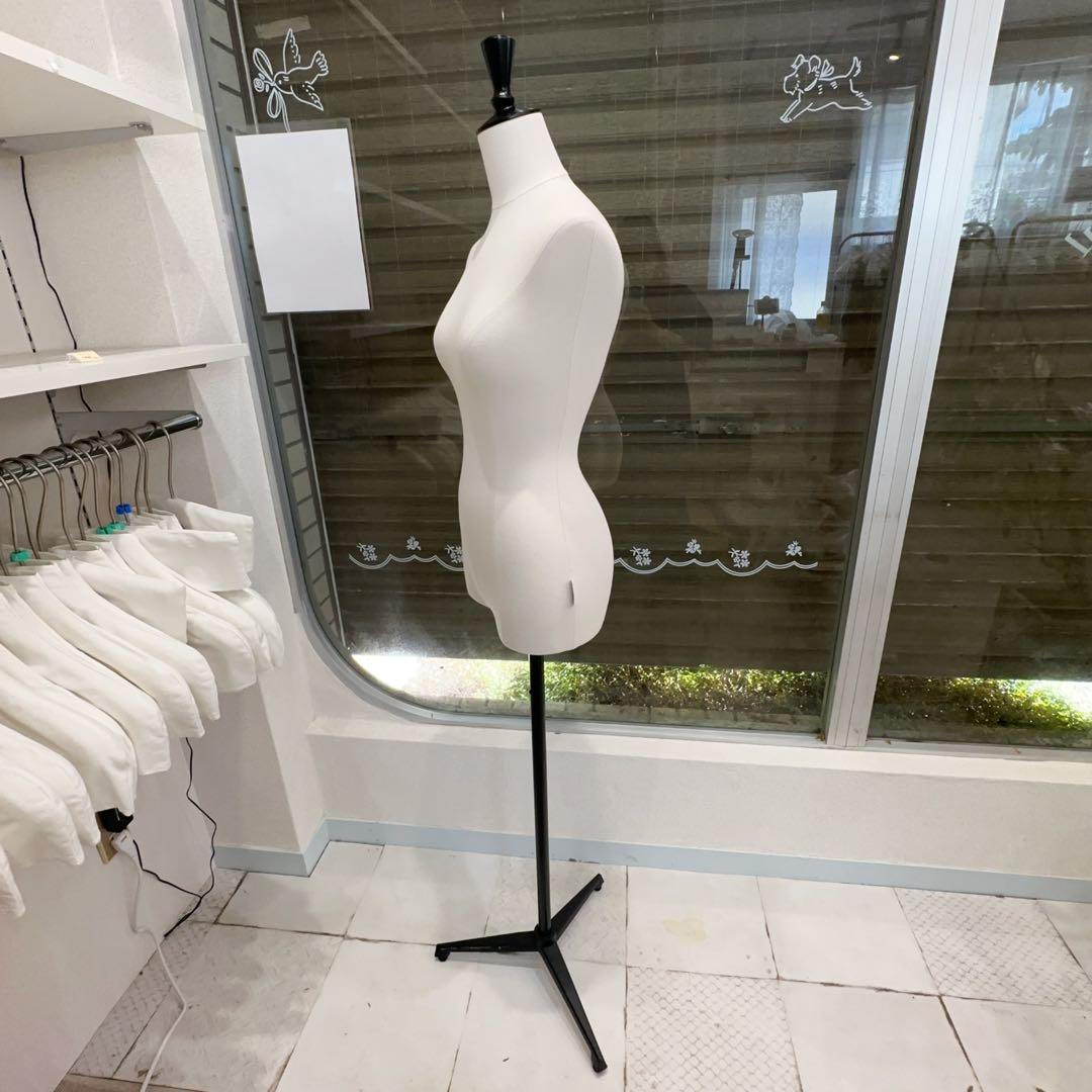 七彩 N-VALUE 女性用トルソー 布製 ブラックスタンド NANASAI