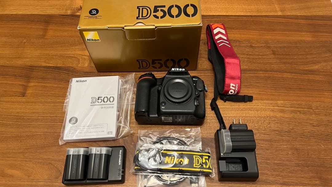 Nikon D500 デジタル一眼レフカメラ ボディ ショット数 68500