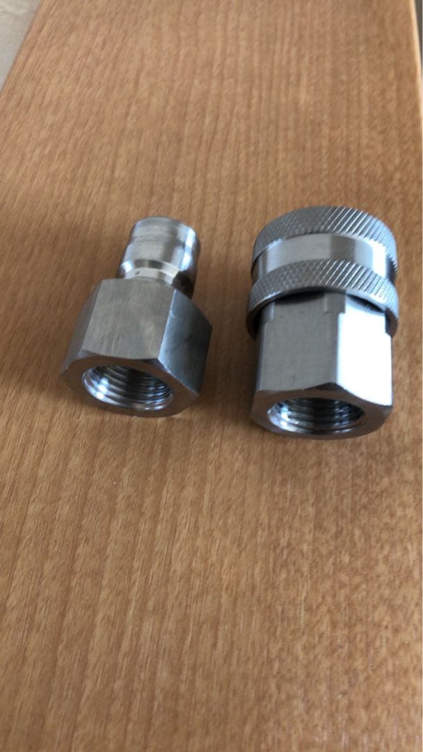 高圧洗浄ホース 3/8 3分 210k耐圧 SUSカプラ付き 20m 2本