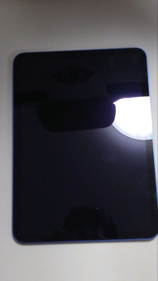 Apple iPad本体10世代 Wi-Fiモデル青色