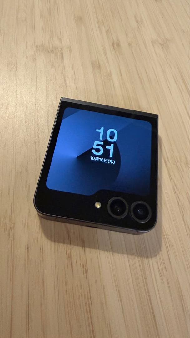 Galaxy Z Flip6 256g simフリー　難あり