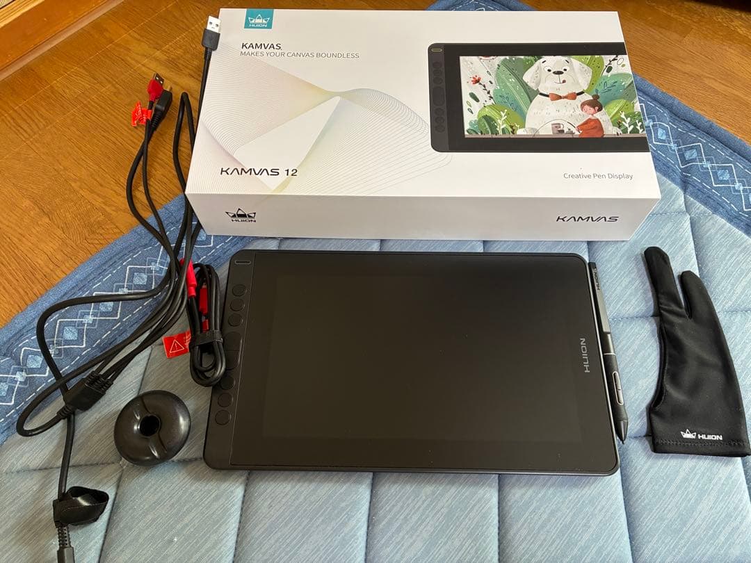 液タブ・ペンタブ HUION KAMVAS 12