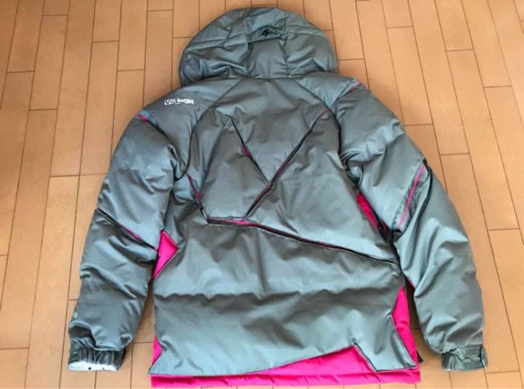 美品・ボルコム・スノーウェア・メンズ　ダウン　サイズM相当