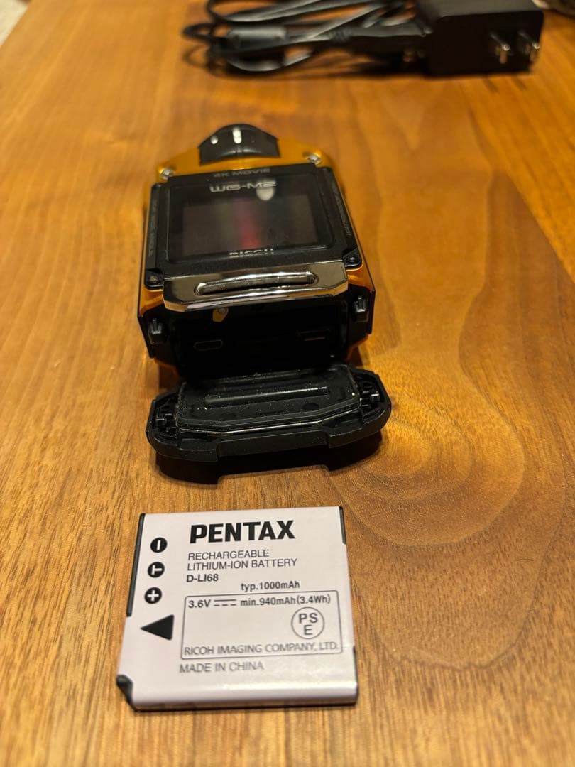 RICOH WG-M2 オレンジ 中古！