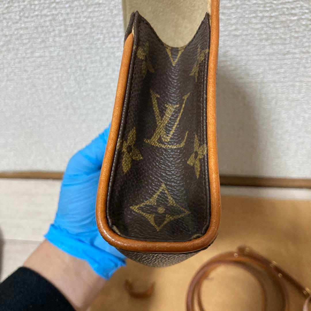 ルイ・ヴィトン モノグラム ボディバッグ ウエストポーチ !注意!一部破損あり!