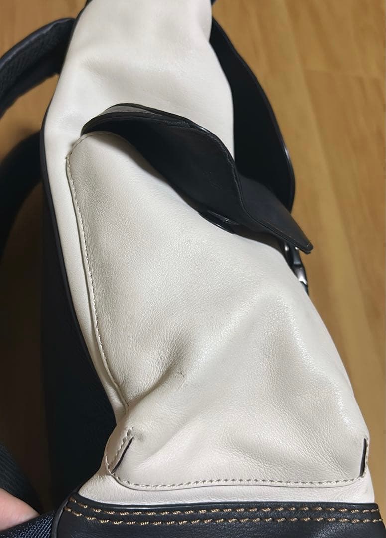 COACH メッセンジャーバッグ ホワイト/ネイビー