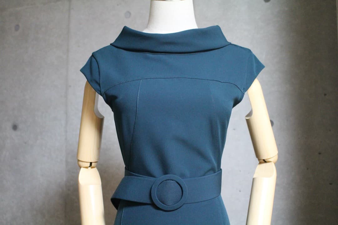 RINASCIMENTリナシメント　ワンピース XS　グリーン　美品　イタリア製