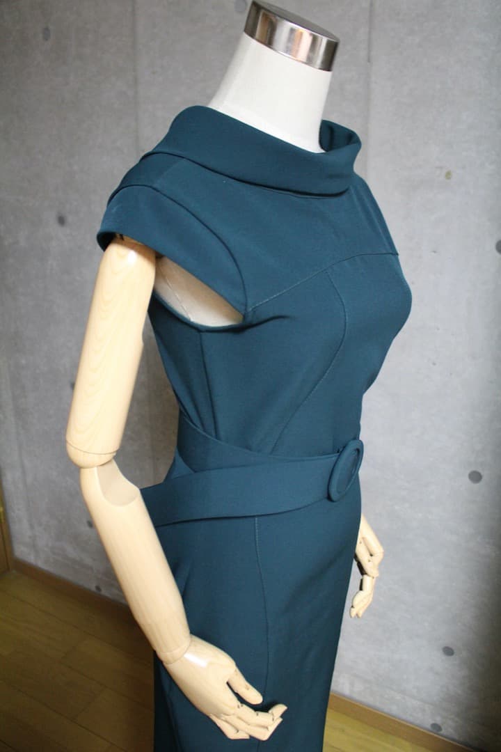 RINASCIMENTリナシメント　ワンピース XS　グリーン　美品　イタリア製