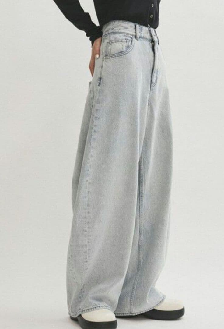 ☆限定sale☆【ADAM ET ROPE'】バックタックワイドデニム