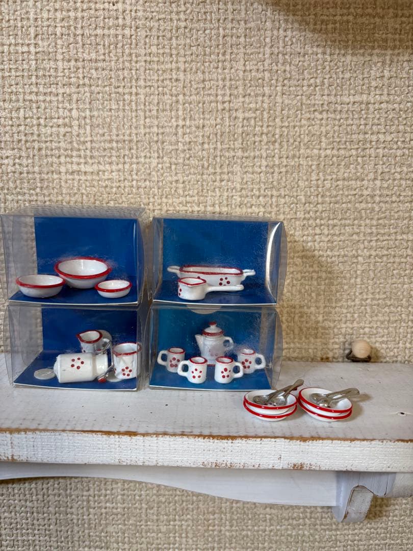 みーちゃんニキティキ ドールハウス　バウアー社　食器　ミニチュア