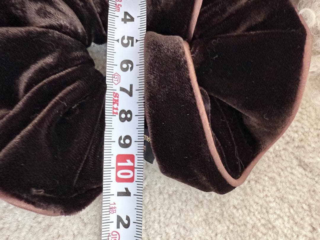 アレクサンドル ドゥ パリ ベルベットシュシュ ブラウン