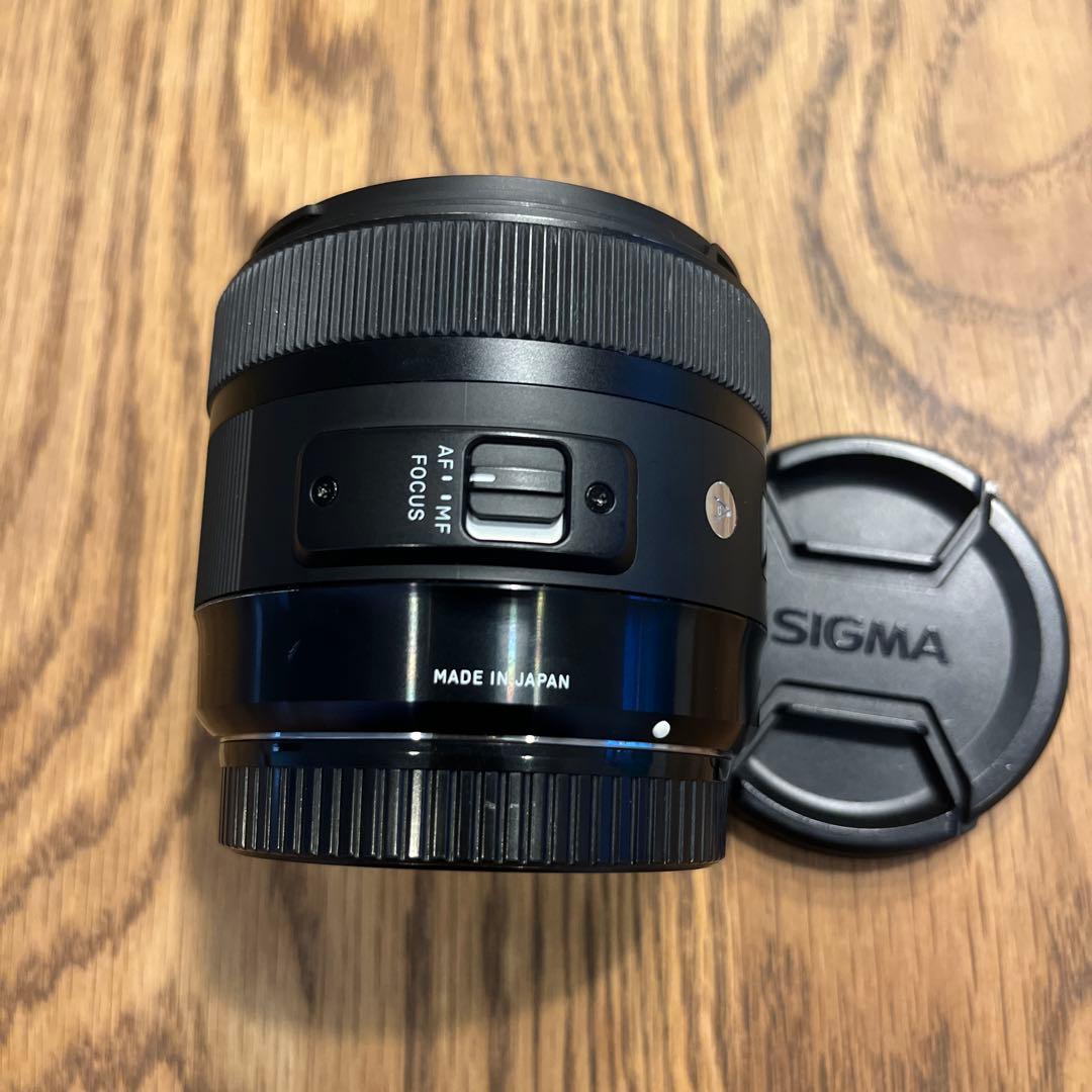 SIGMA 30mm F1.4 DCレンズ