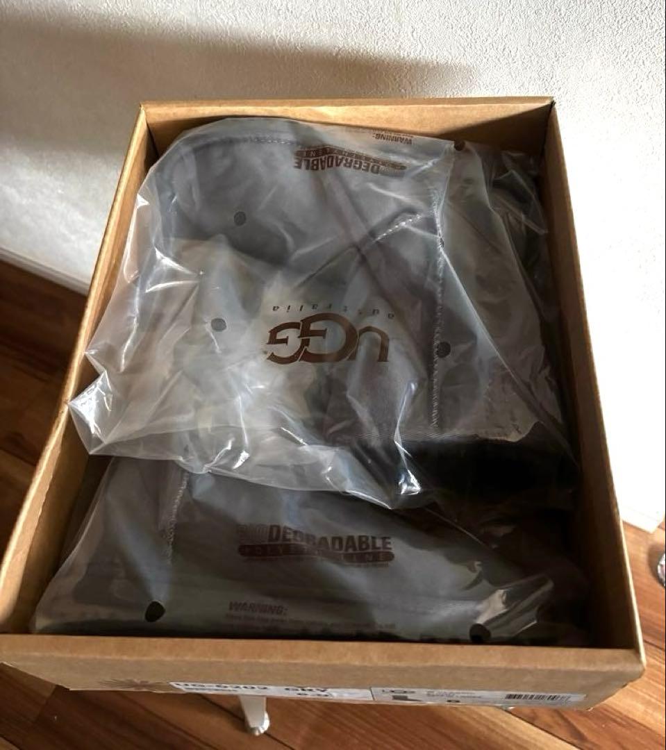 【新品】Ugg Classic Short grey 23cm US 6