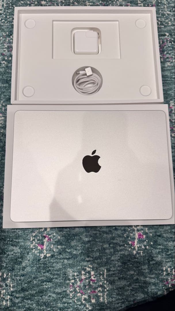 【美品！充放電21回/バッテリー100%】MacBook Air 13 M3