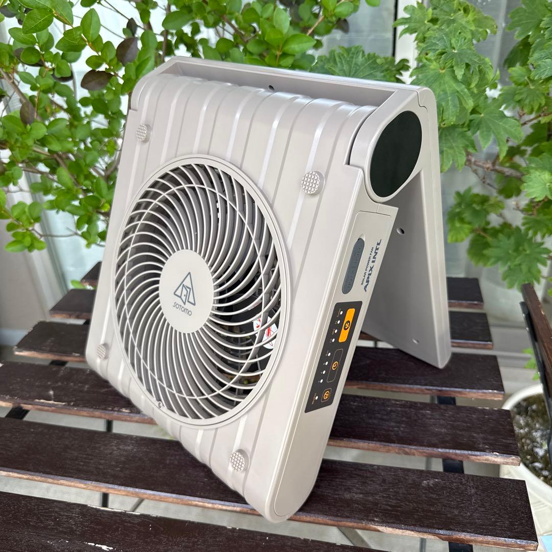 ソーラーパワーファンSOTOMO