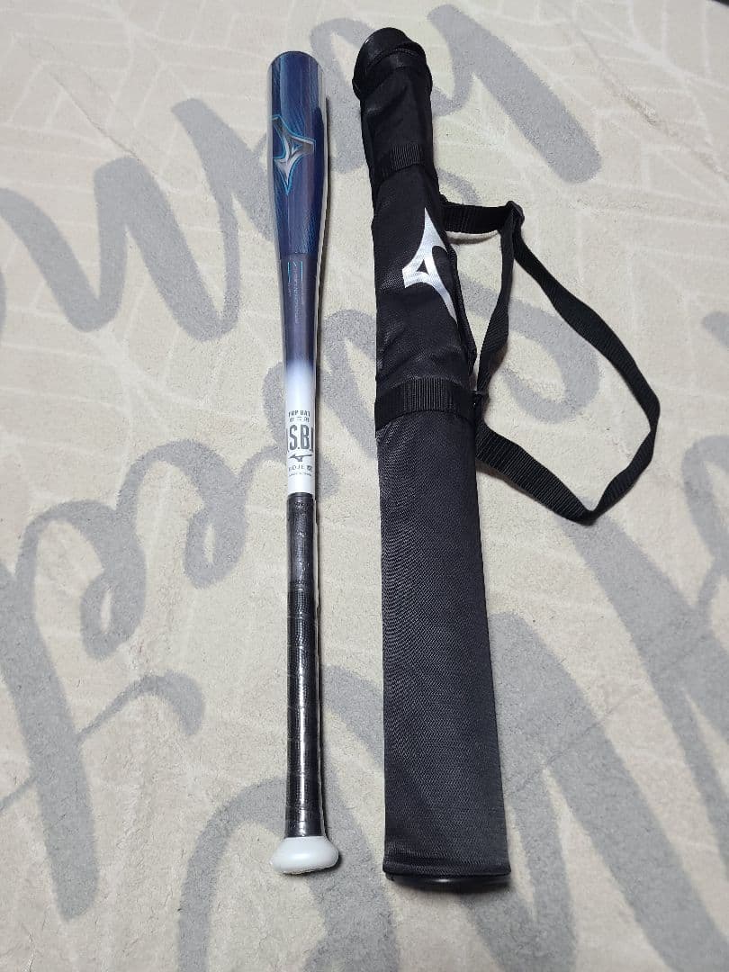 ま*ー様 ミズノ　軟式用　バット　ビヨンドマックスレガシーLW 1CJBR193