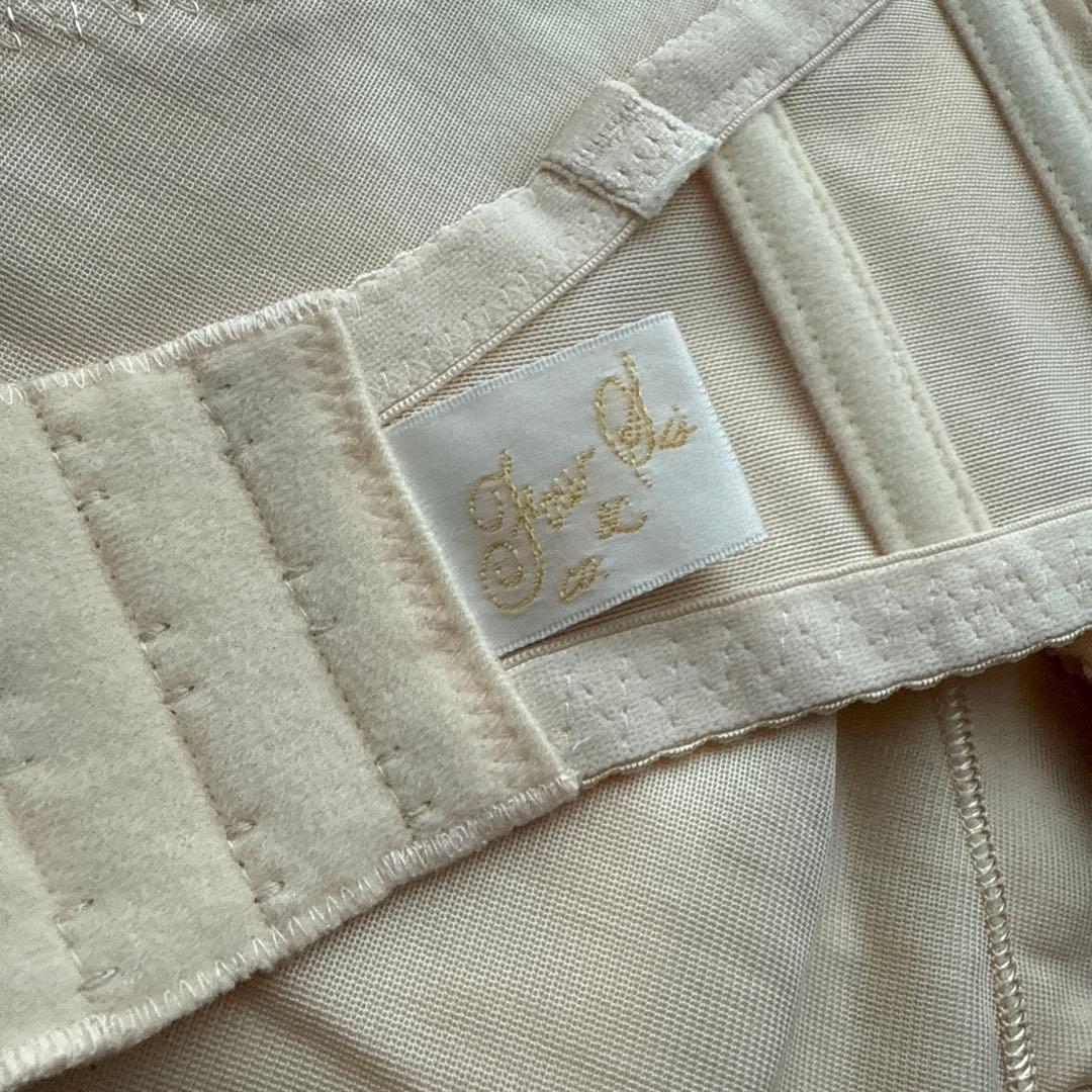 【美品】ブライダルインナー3点　フォーシスアンドカンパニー　FOURSIS&CO