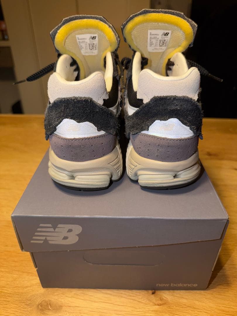 靴 New Balance 2002R Protection Pack 27cm