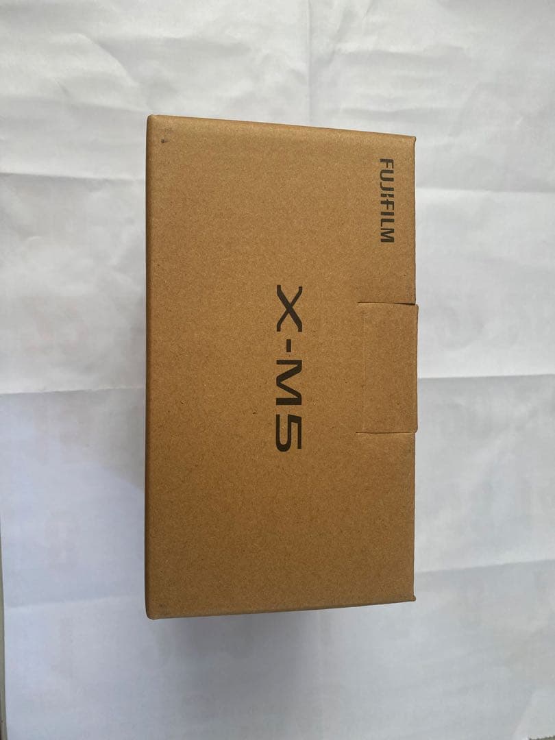 富士フイルム FUJIFILM X-M5 ボディ　シルバー