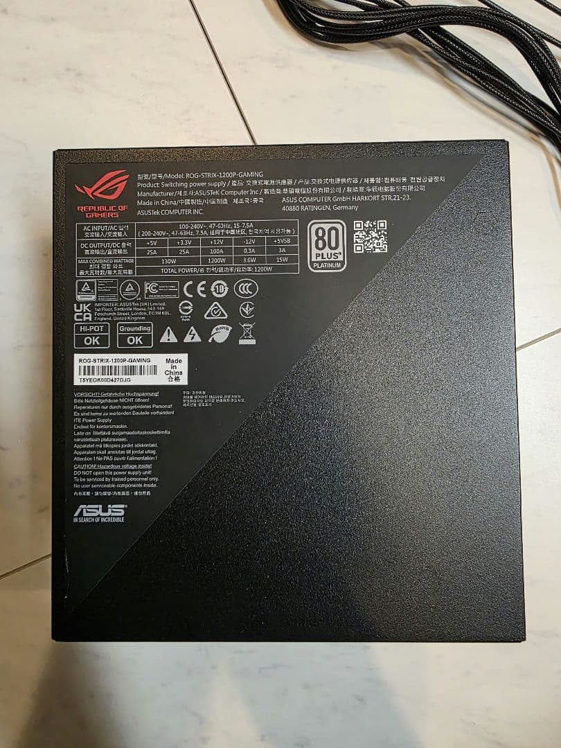 ROG STRIX 1200W Platinum ATX 3.1　美品