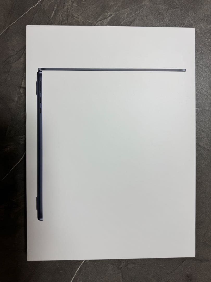 美品 MacBook Air M2 メモリ8GB ミッドナイト 最大容量100%