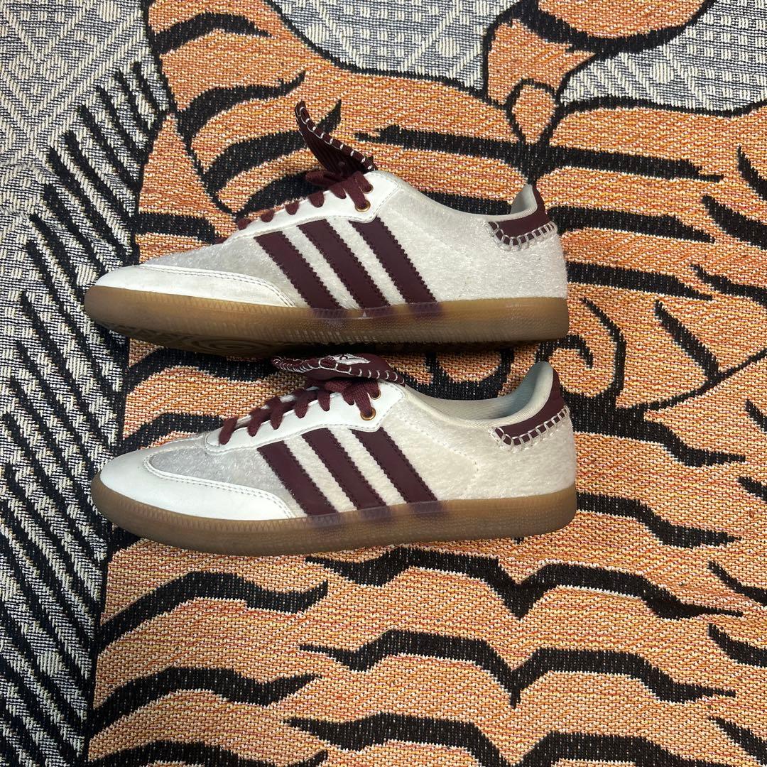 adidas ウェールズボナー