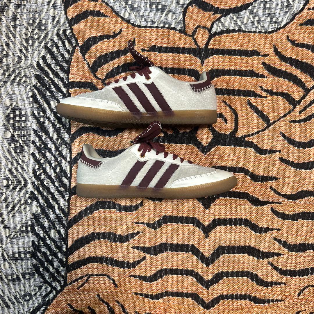 adidas ウェールズボナー