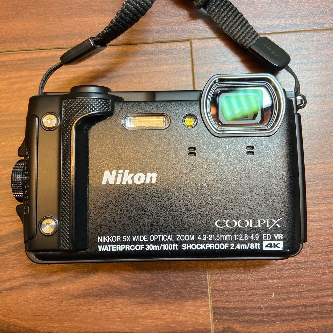 Nikon COOLPIX W300 デジカメ ほぼ新品 4897