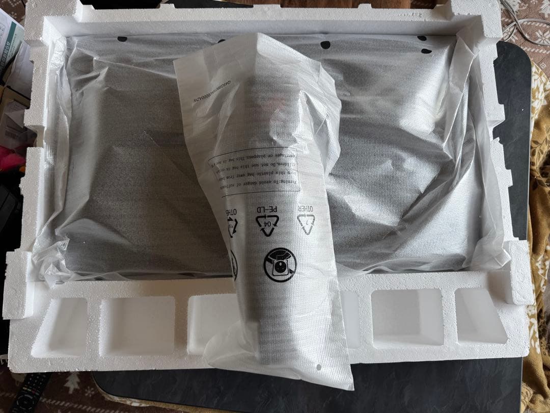 ASUS ROG Swift PG32UQ 4K 32インチ　ゲーミングモニター