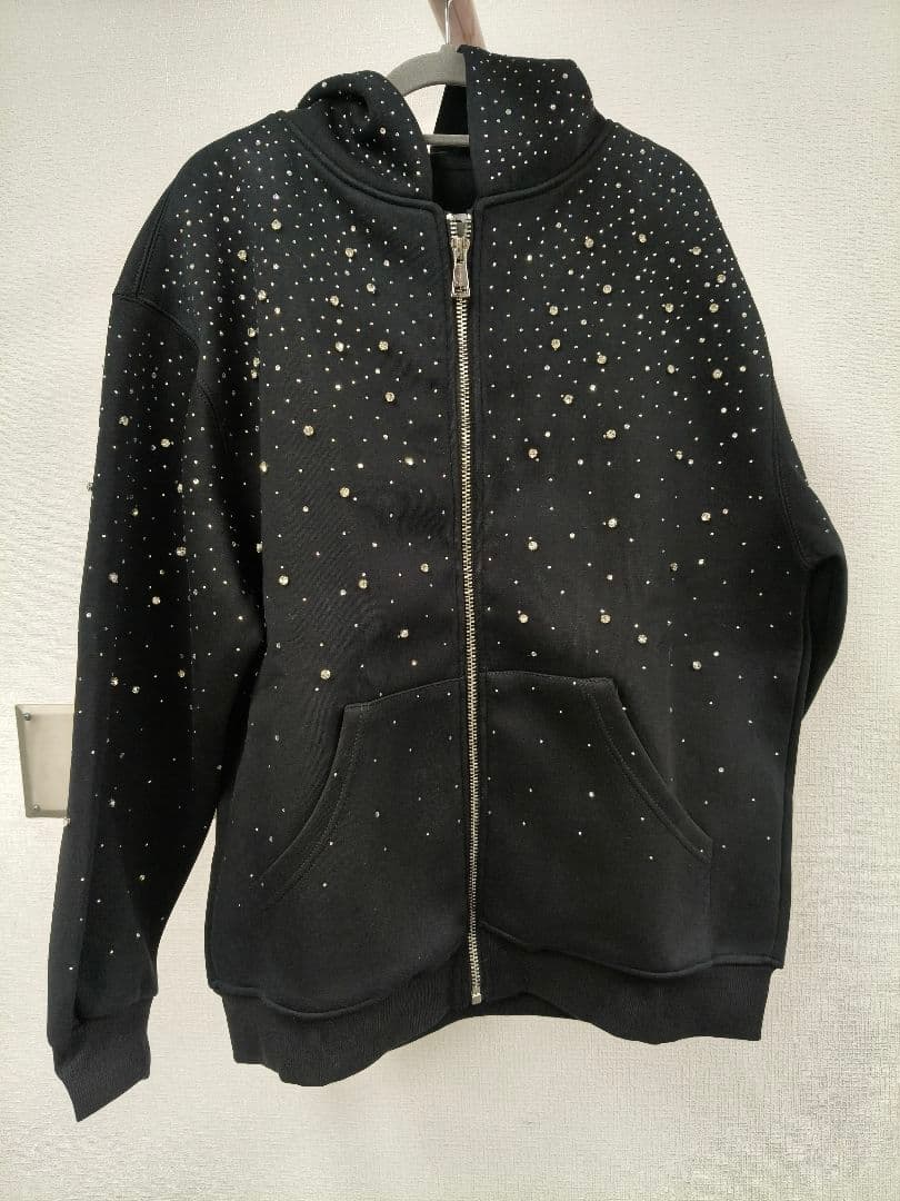 VYBES スパンコール　ラインストーン 光る 早い者勝ち！