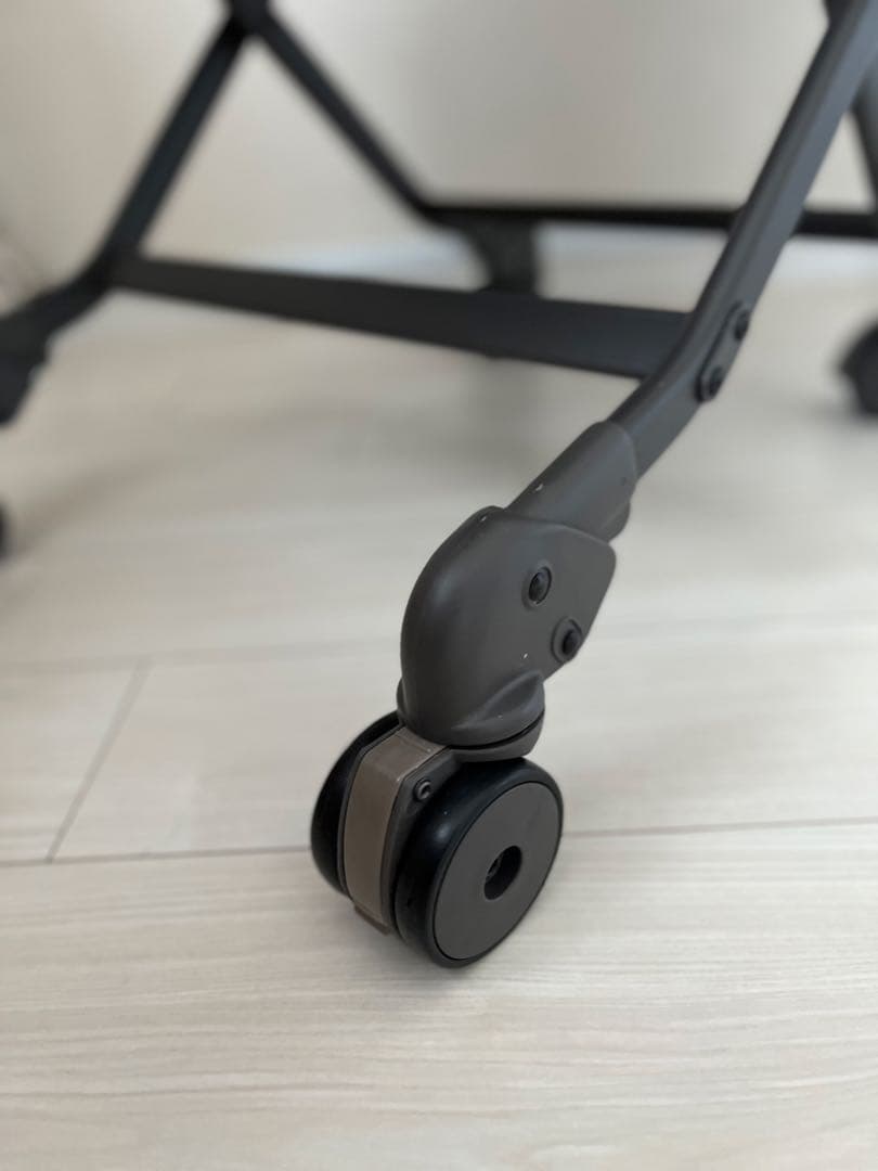 コンビ ネムリラAUTO SWING BEDi エッグショック おやすみドーム